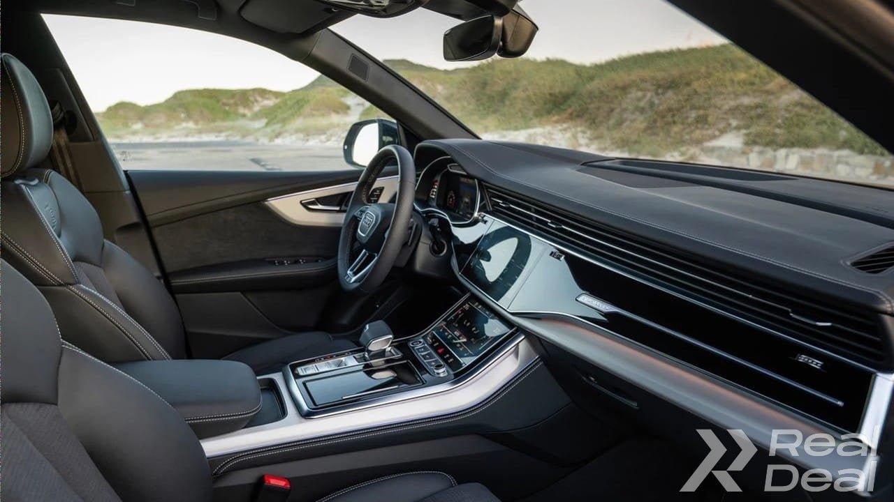 Car image 7