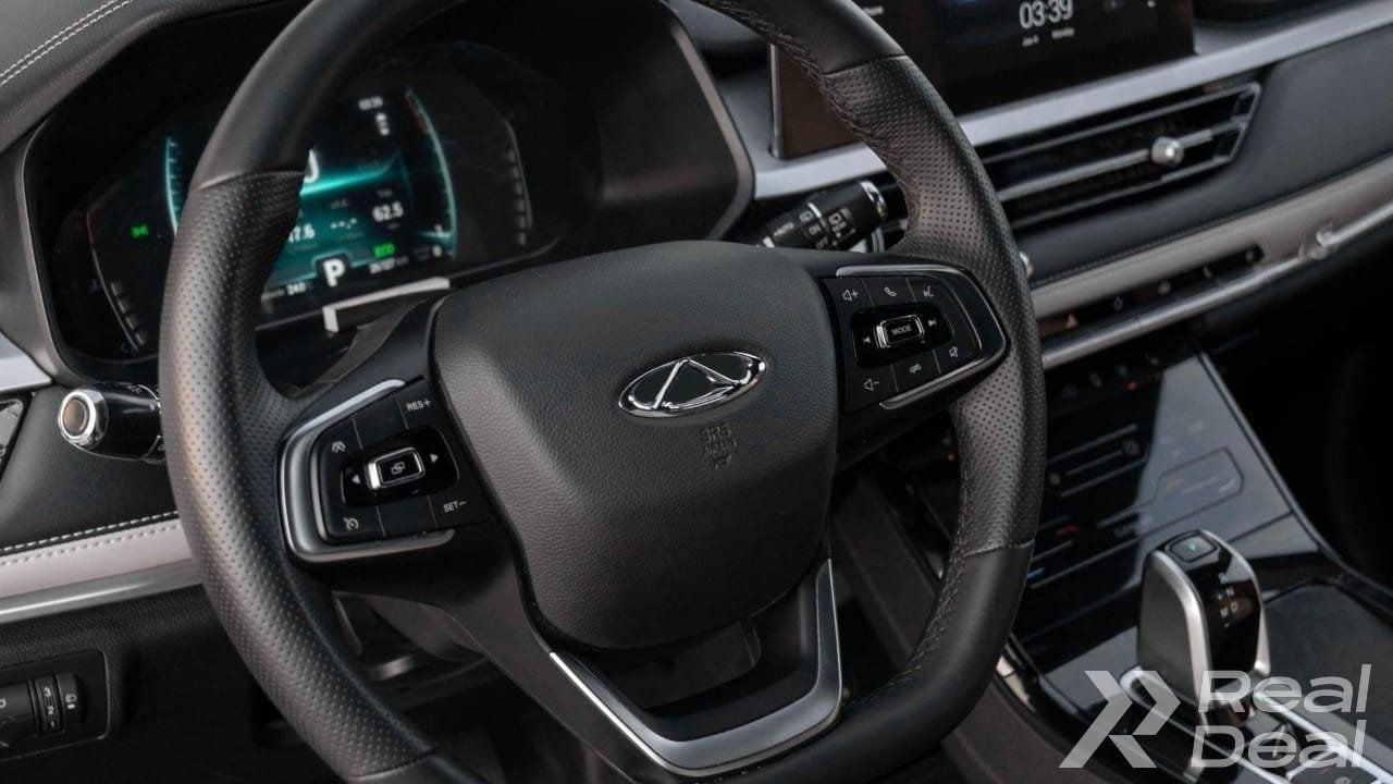 Car image 7
