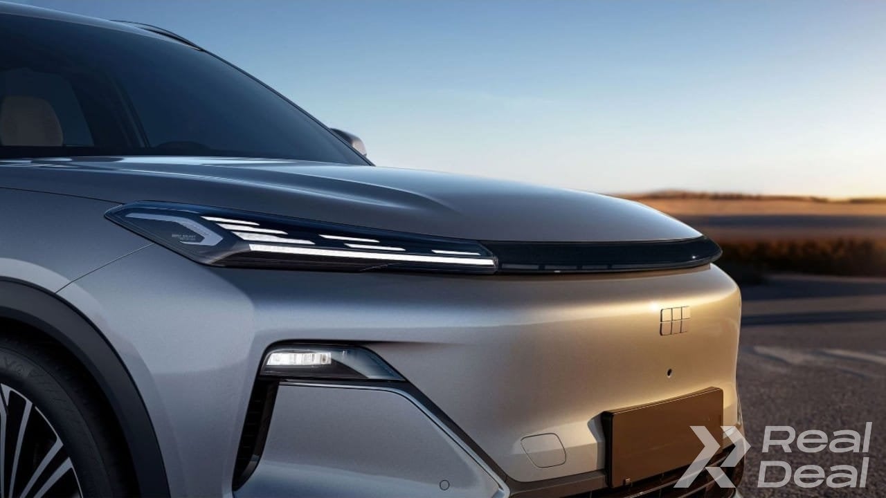 Car image 5