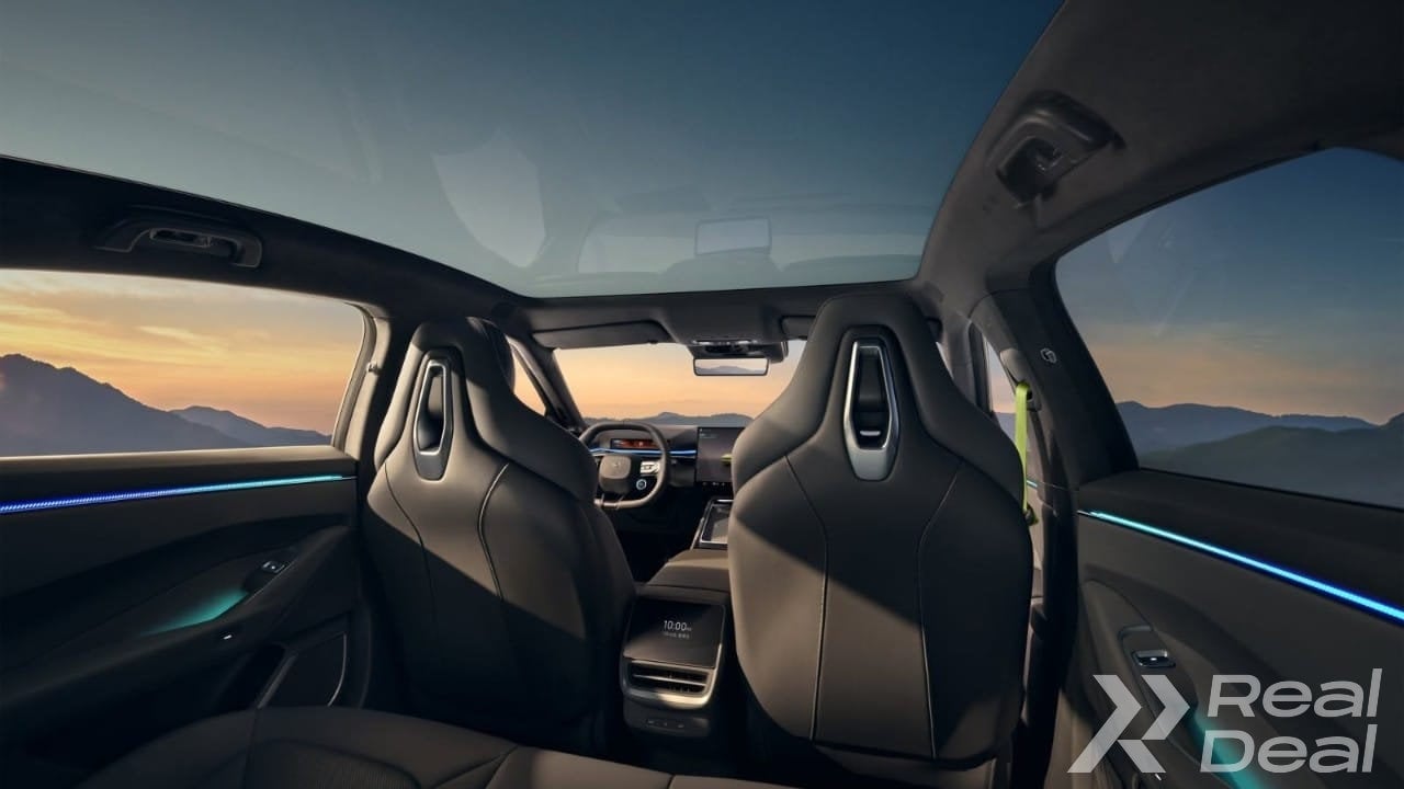 Car image 7