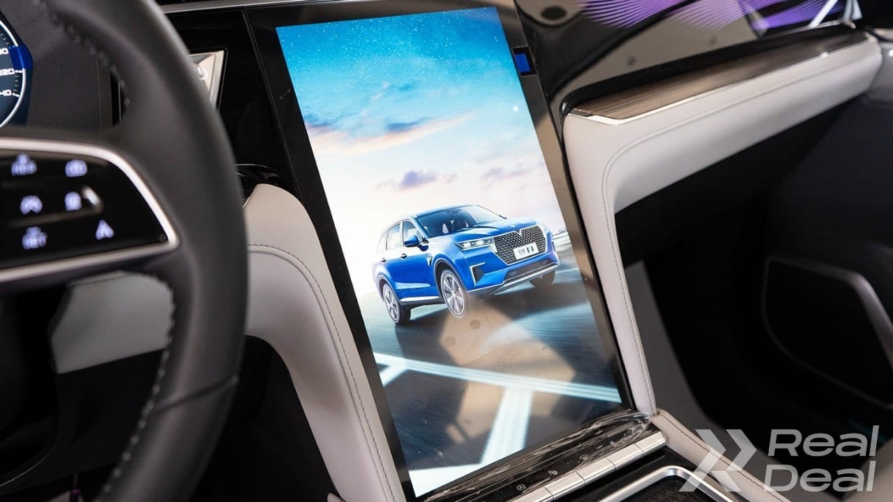 Car image 9