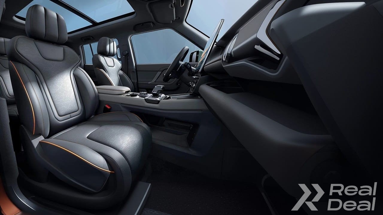 Car image 8