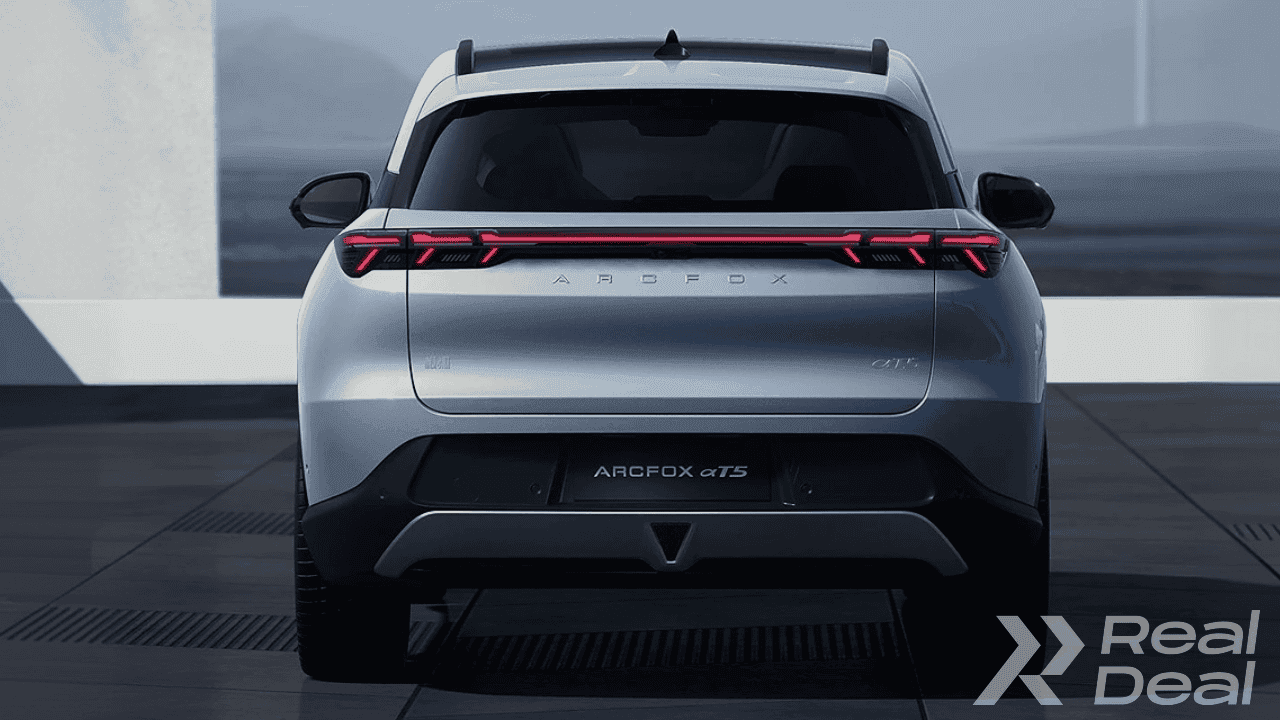 Car image 5