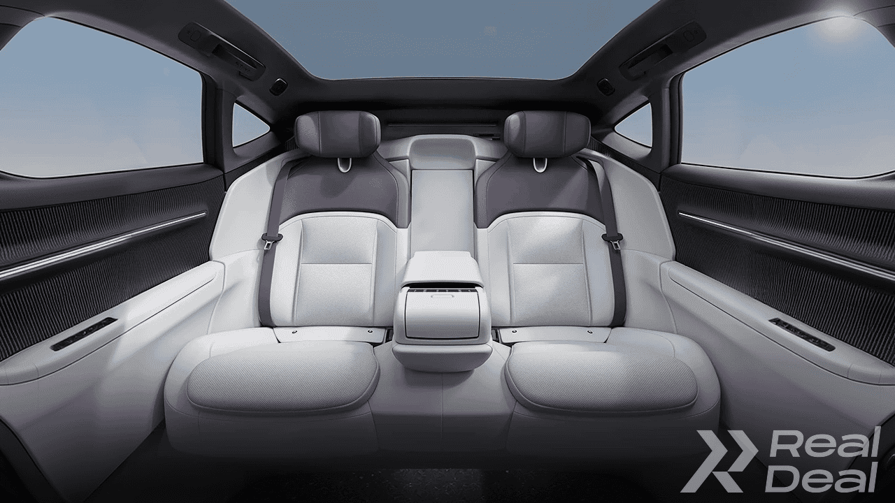 Car image 8