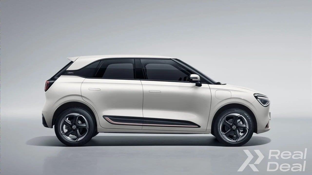 Car image 3