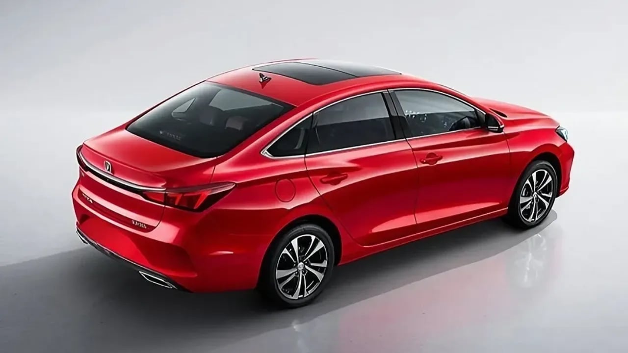 Car image 3