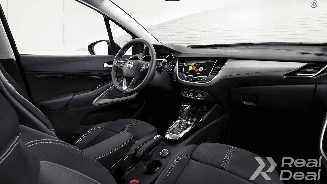 Car image 3