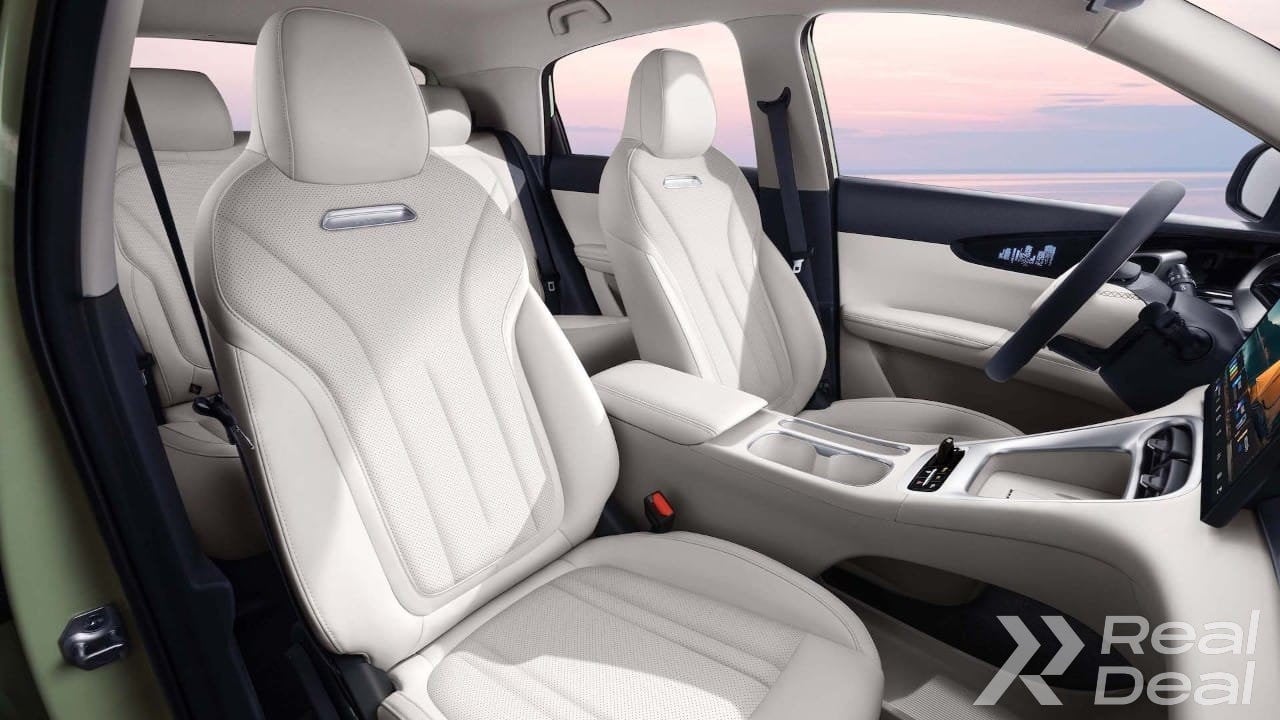 Car image 6