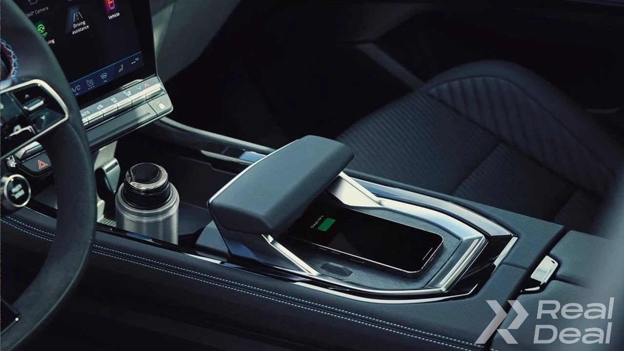 Car image 10