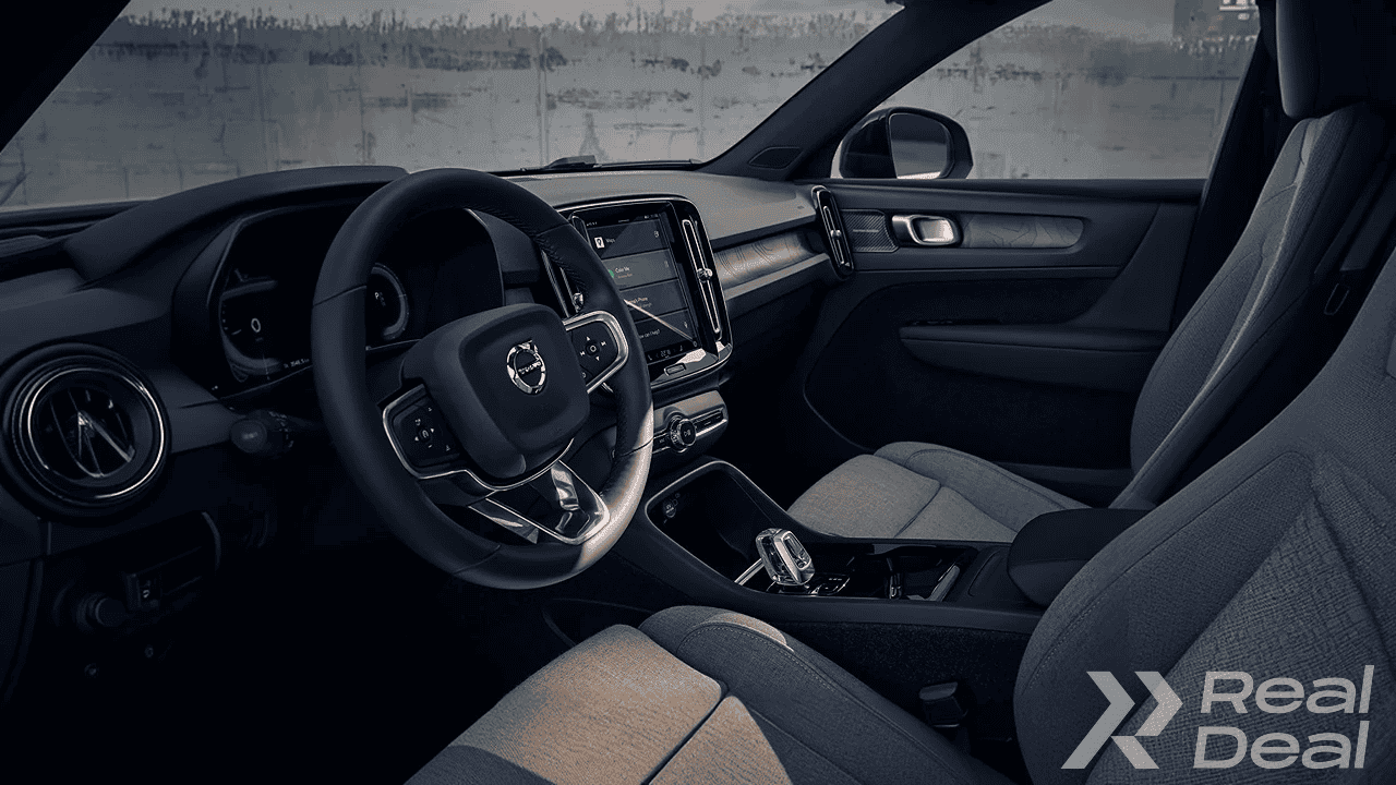 Car image 8