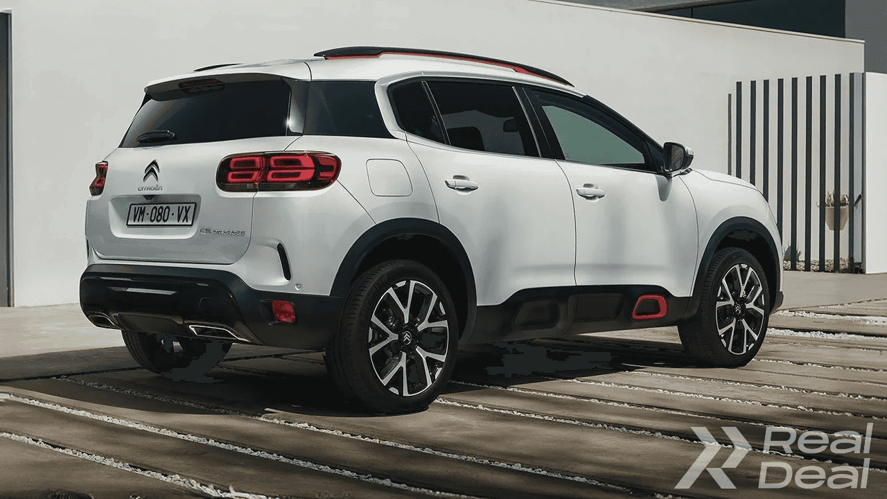 Car image 4