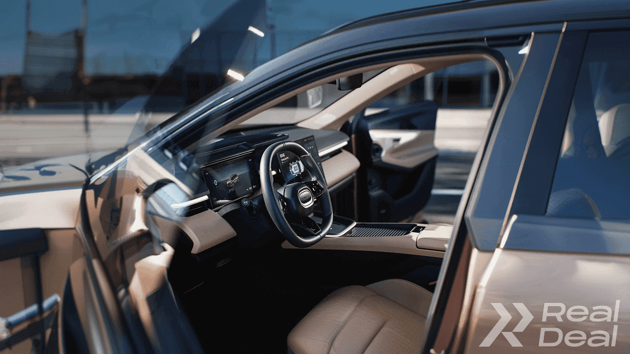 Car image 8