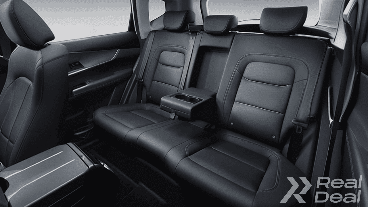 Car image 8