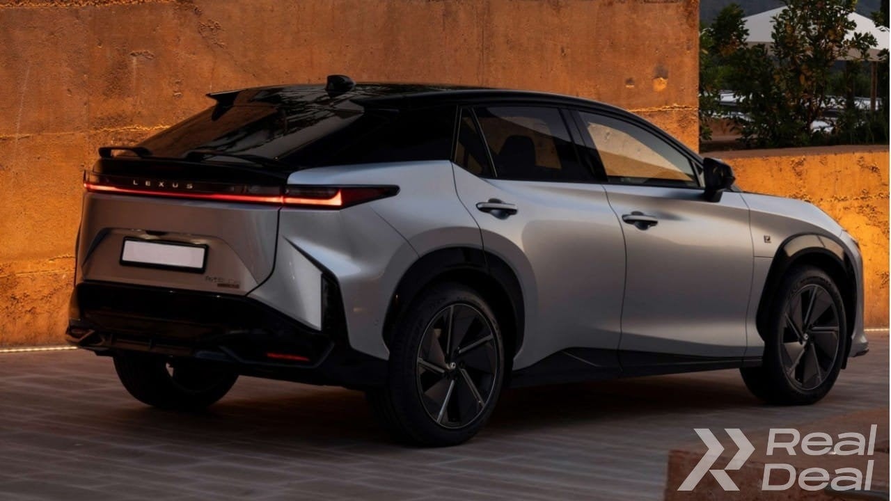 Car image 2