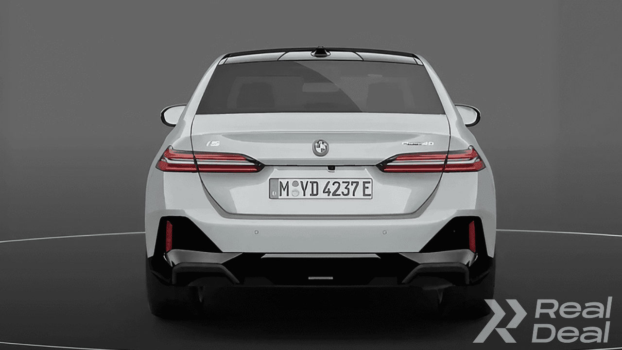 Car image 5