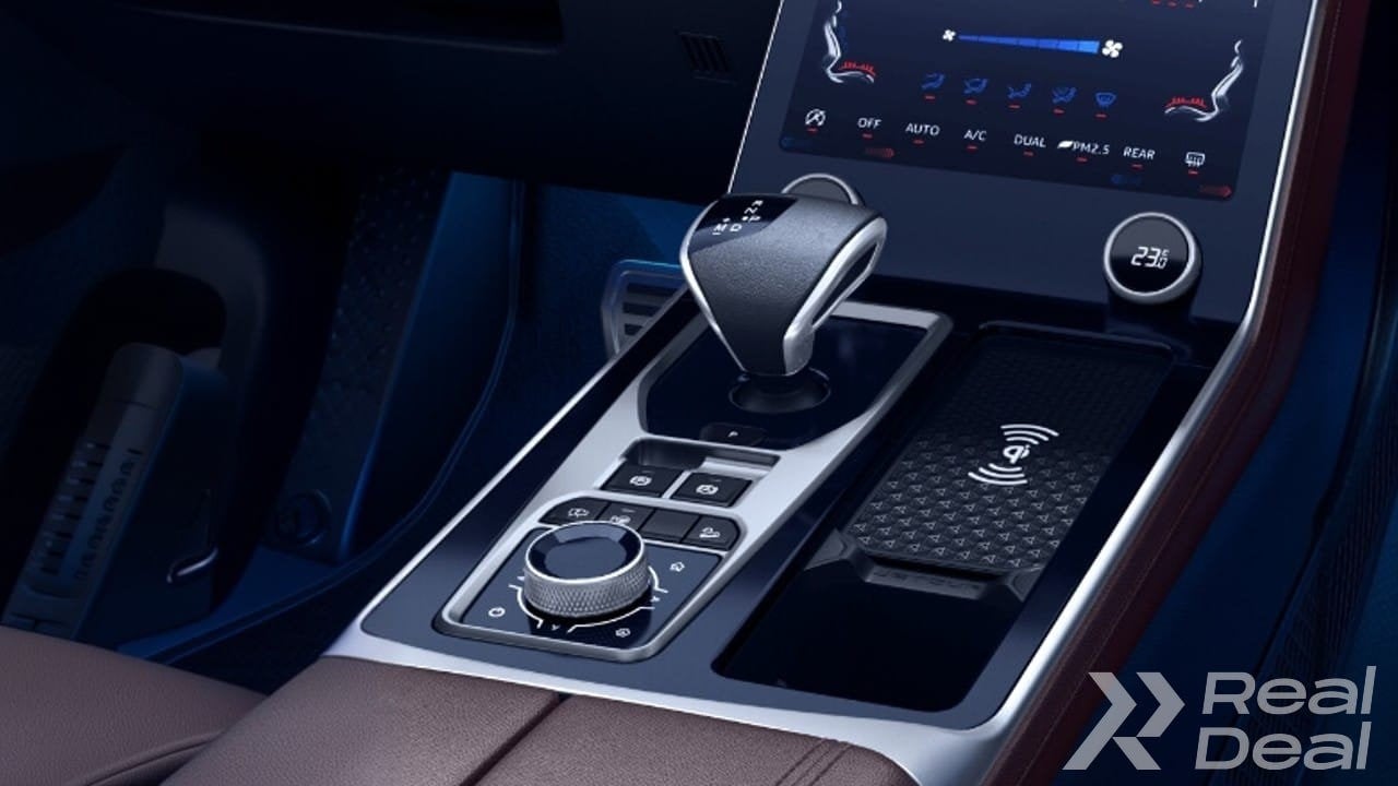 Car image 9