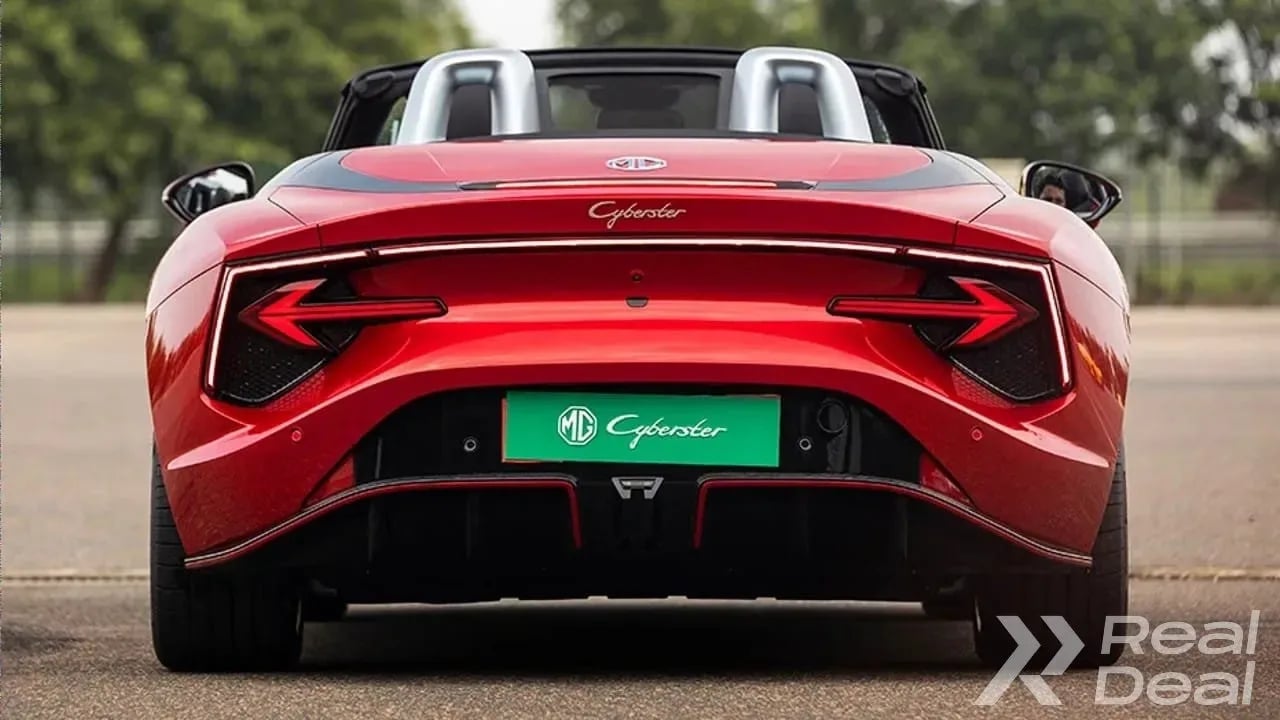 Car image 5