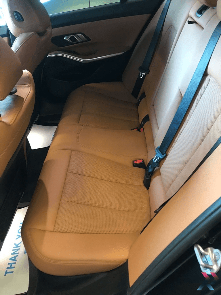 bmw 320i 2024-1092