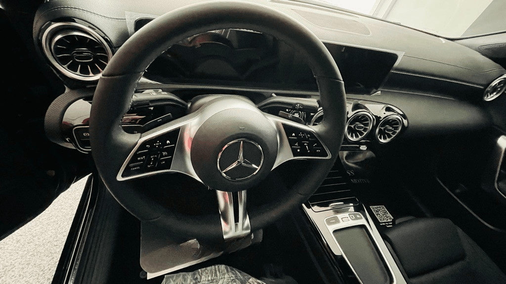 mercedes cla 200 2026-1147